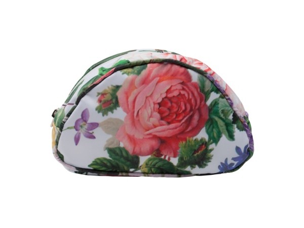 Embrace the pink rose of our Rosehip makeup bag