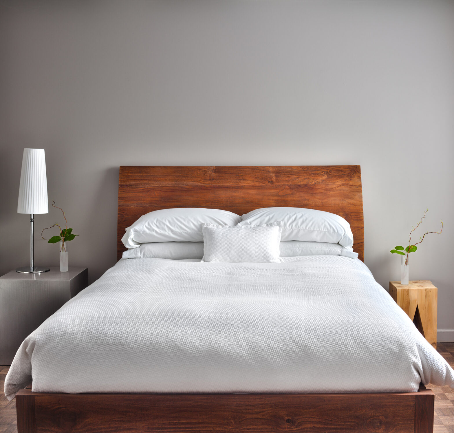 5 easy ways to care for your bedroom
